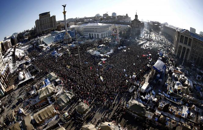 "Народное вече" на площади Независимости, 2 февраля 2014 года 