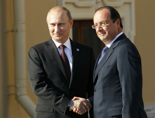 В Париже проходит встреча президентов России и Франции
