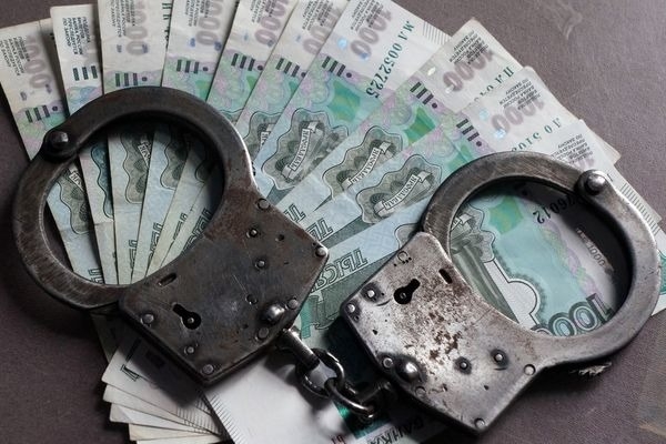 В Москве поймали банкиров, выведших в тень 10 миллиардов рублей
