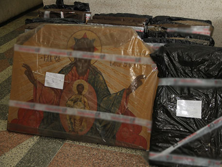 230 похищенных икон найдены в Костроме
