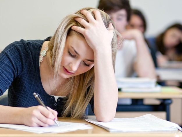 Только половина украинских выпускников смогла решить на тестах задачу по математике для 8 класса с дробями
