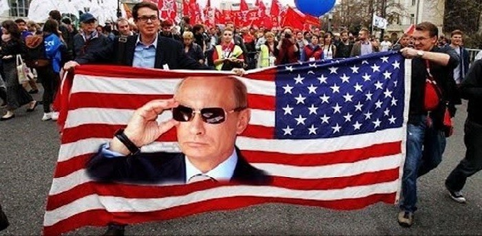 Новая религия США: почему американцы все больше любят Путина и Россию