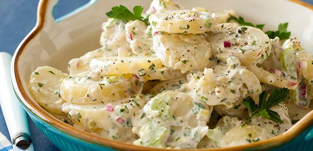 Картофельный салат – 5 сытных рецептов
